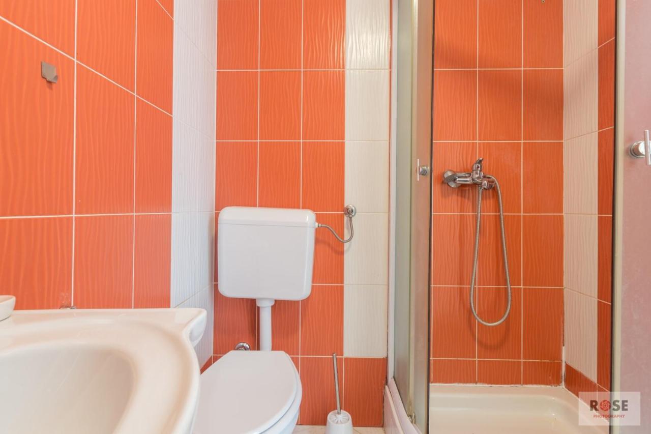 Apartment Laureta Porec Bagian luar foto