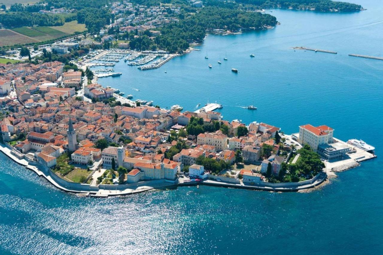 Apartment Laureta Porec Bagian luar foto